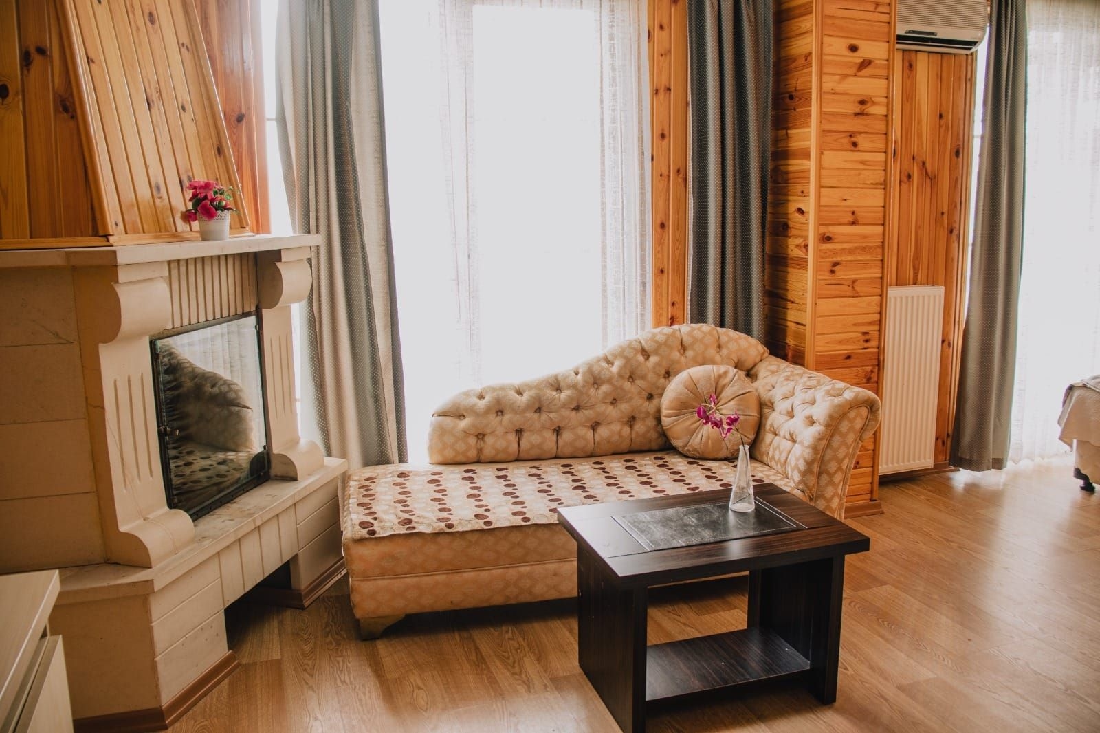 Ağva Ayışığı Otel Luxury Suite / Şömineli Oda